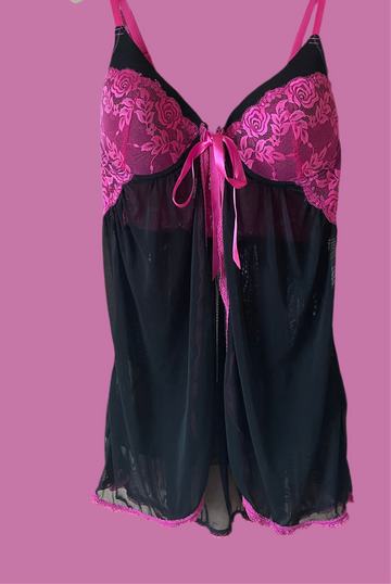 2000s Black Pink Lace Ribbon Bow Lingerie Sleepwear. 2X