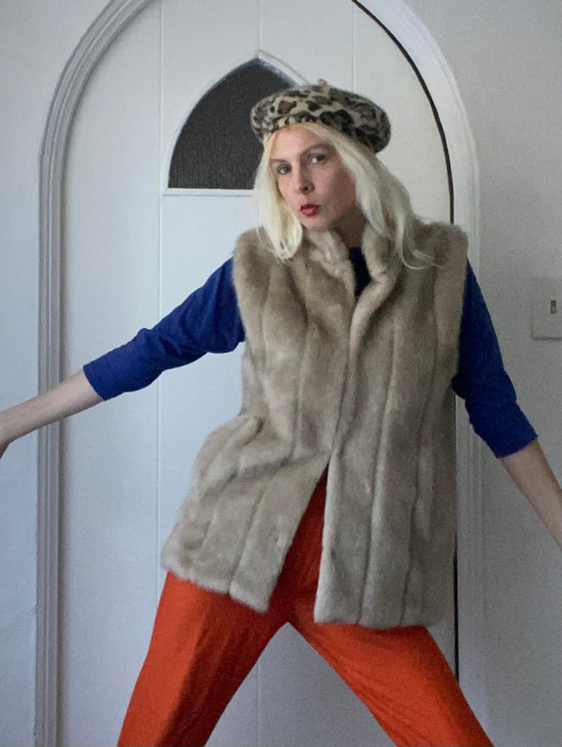 90s Vintage Plush Faux Fur Gray Cozy Sleeveless Vest L