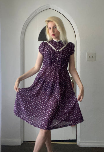 70s Vintage Handmade Purple Floral Print Poly Short Sleeve Collar Pleated Bodice Peasant Style Dress S