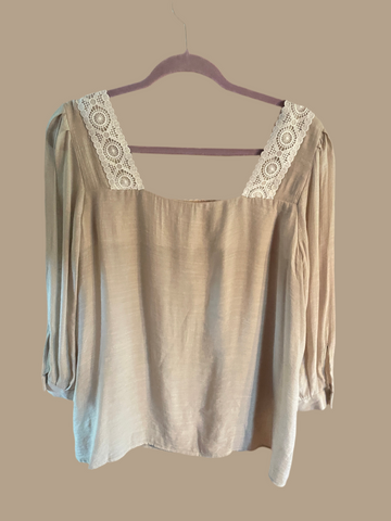 2000s Nanette Lepore Beige Linen Lace Detail Lined Button Cuff Pullover Top L