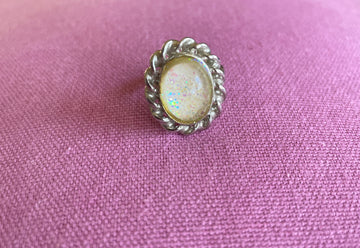 90s Vintage Silver Tone Frost Glittering Cabochon Ring