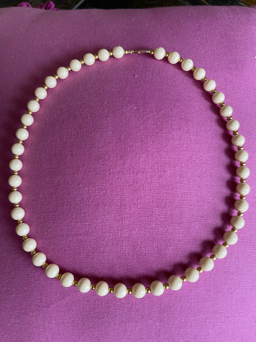 80s Vintage Signed Monet White Acrylic Beaded Classic Choker Necklace