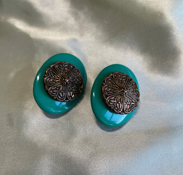 80s Mod Style Green Acrylic Brass Accent Retro Pierced Earrings