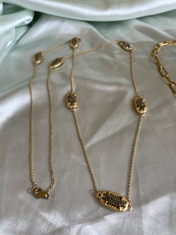 2000s Gold Tone Chains Necklaces