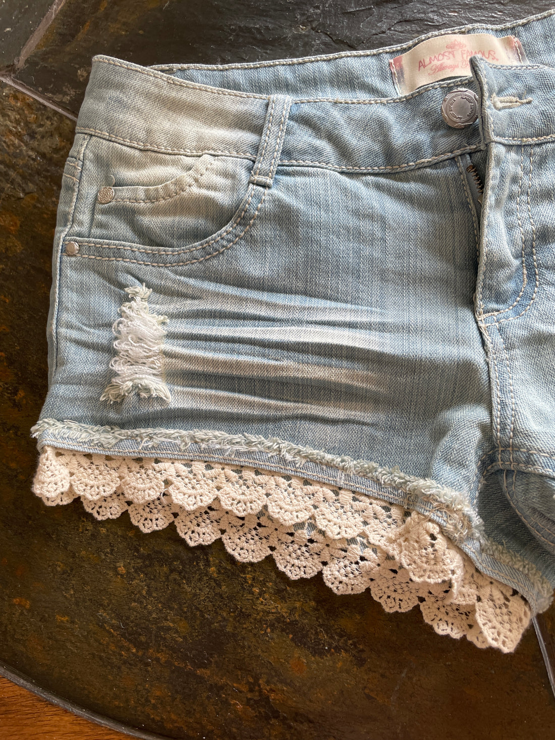 2000s Almost Famous Fringed Tattered Lace Pockets Cotton Blend Denim  Shorts  S