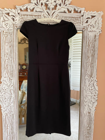 Betsy Johnson Black Poly Cap Sleeve Classic Dress Size 4