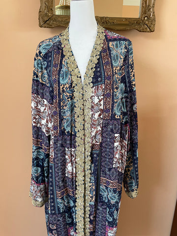 2000s Paisley Print Poly Gold Trim Lounge Duster Robe Plus size