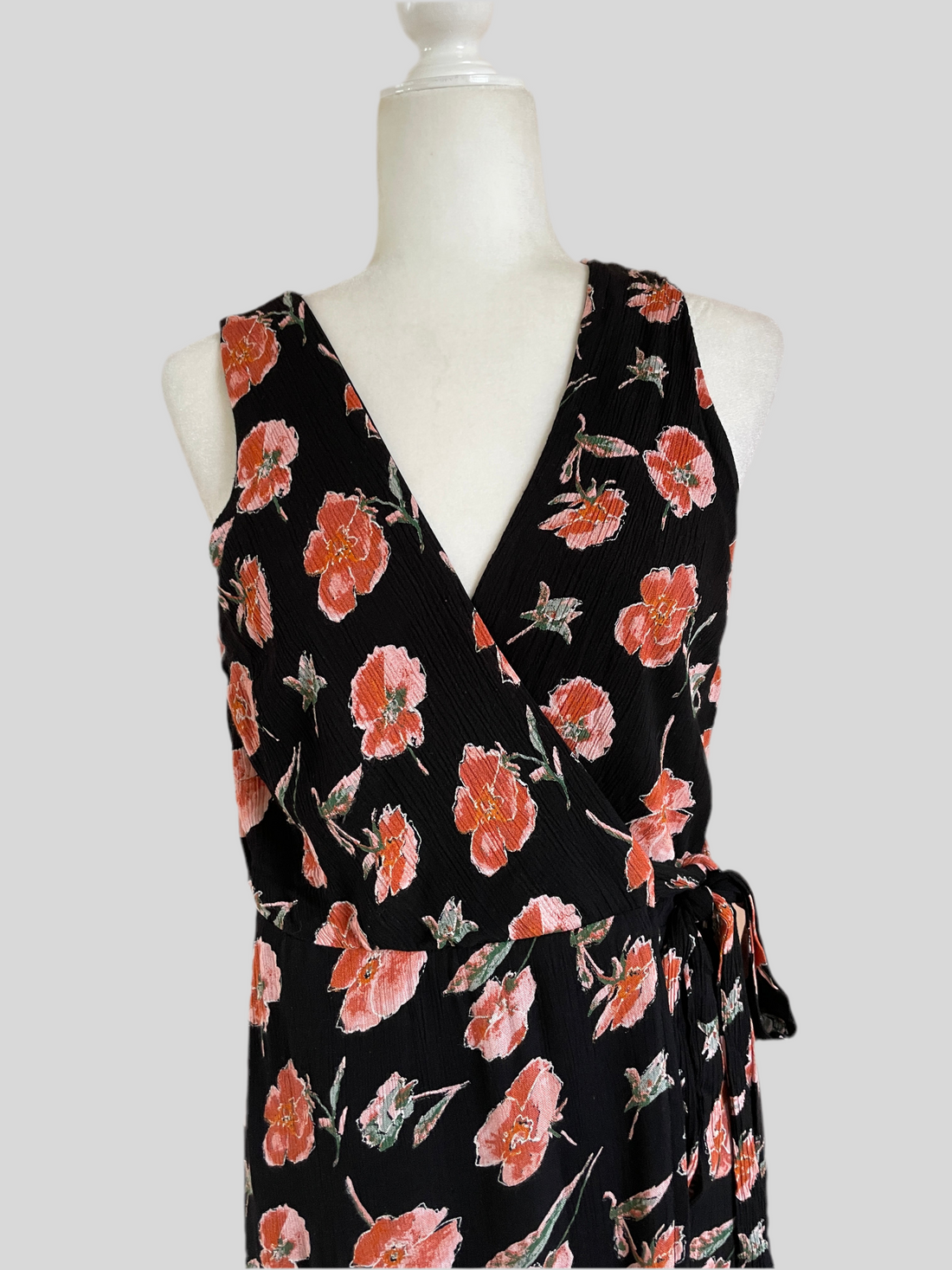 90s Vintage Floral Print Vintage Black Ruffled Wrap Sleeveless Dress M