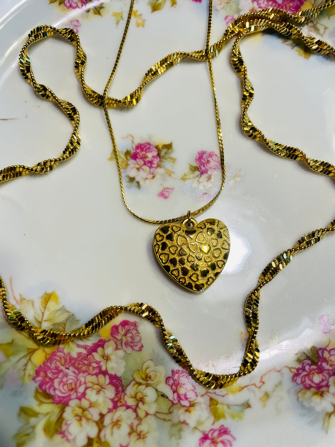 90s Vintage 2 Gold Tone Necklaces Heart Pendant & Twist Chain Wear Layer up or Not