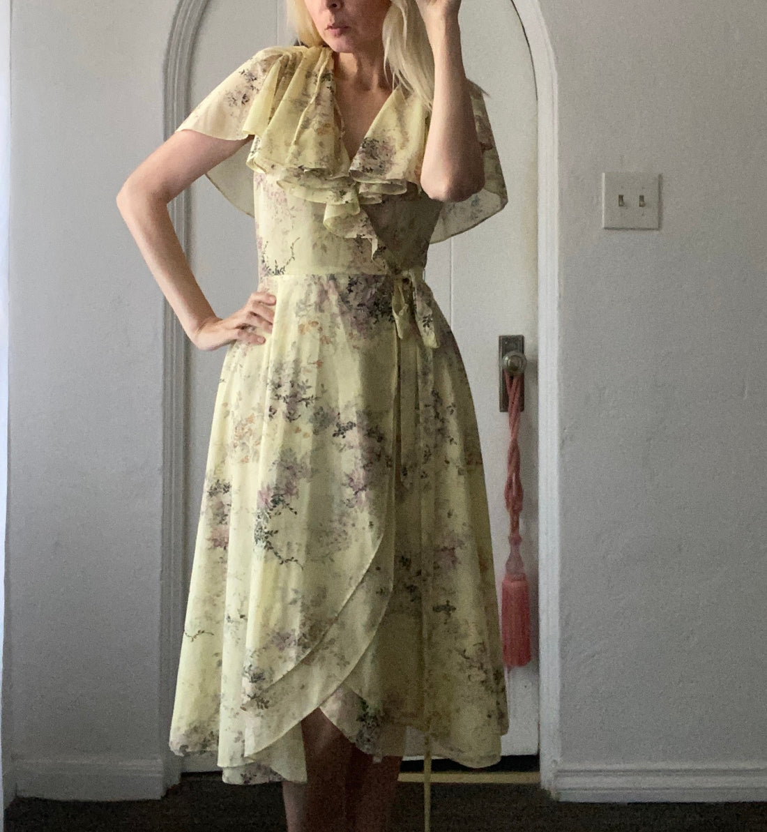 Vintage 70s Handmade Lovely Floral Print Fairytale Angel Cape Wrap Midi Dress M