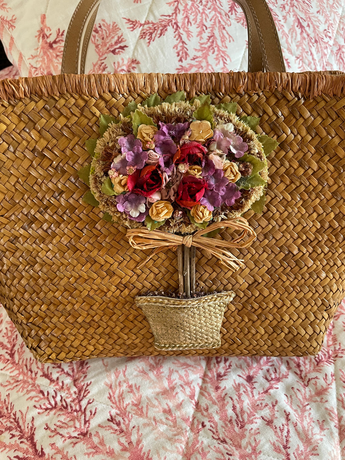 Cappelli Straw Basket Floral Appliqué Lined Zip Closure.