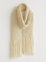 2000s It’s Chilly Hand Knit White Fringed Winter Wrap Scarf
