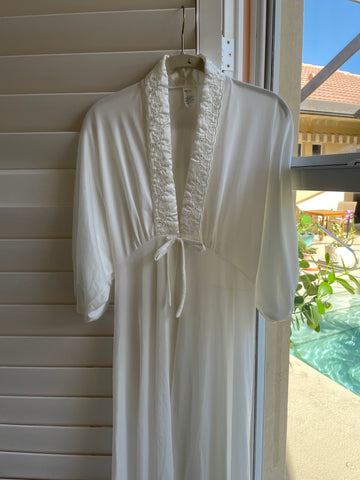 80s Lovely White Silky Poly Button Tie Empire Design Long Romantic Lingerie Robe M