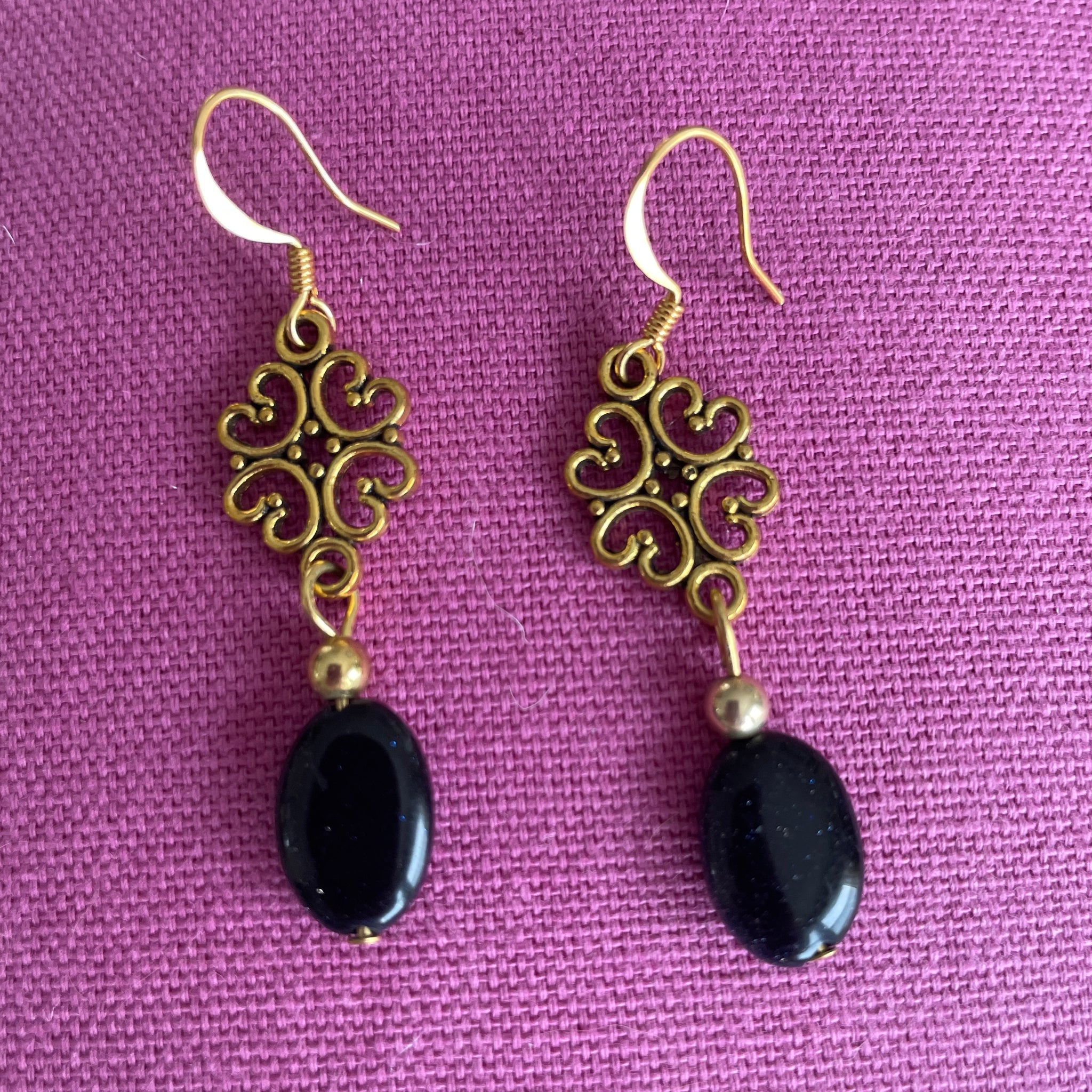 2000s Decorative Gold Tone Black Bead Drop Pierced Earrings