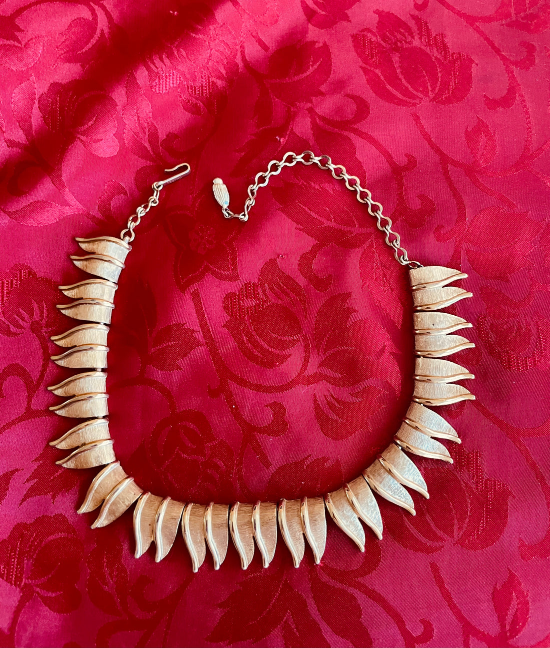 Vintage Mid Century Gold Tone Choker Necklace
