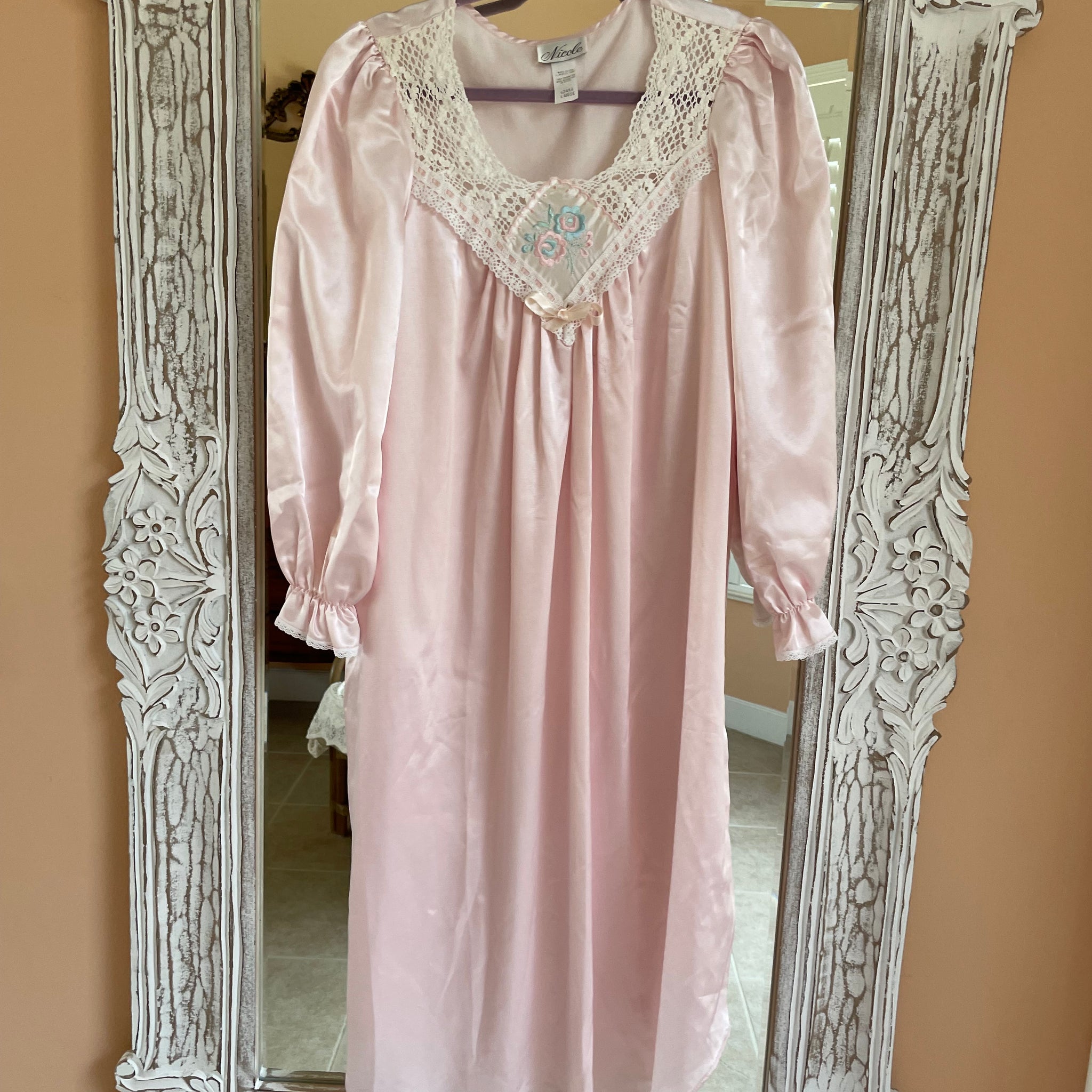 Vintage 80/90s Beautiful Pink Lace Floral Lingerie Robe Lg
