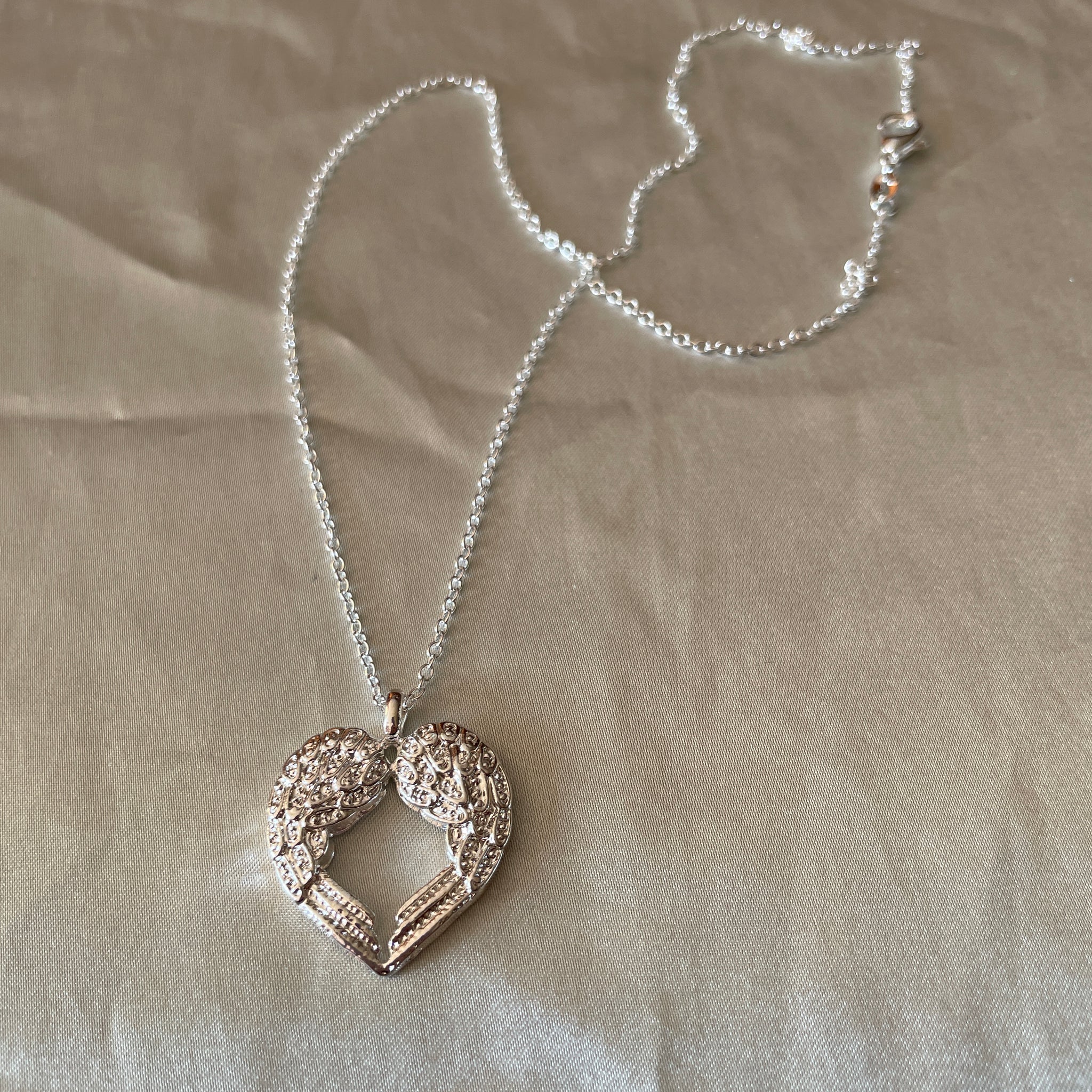 2000s Silver Plated Angel Wing Heart Pendant Necklace