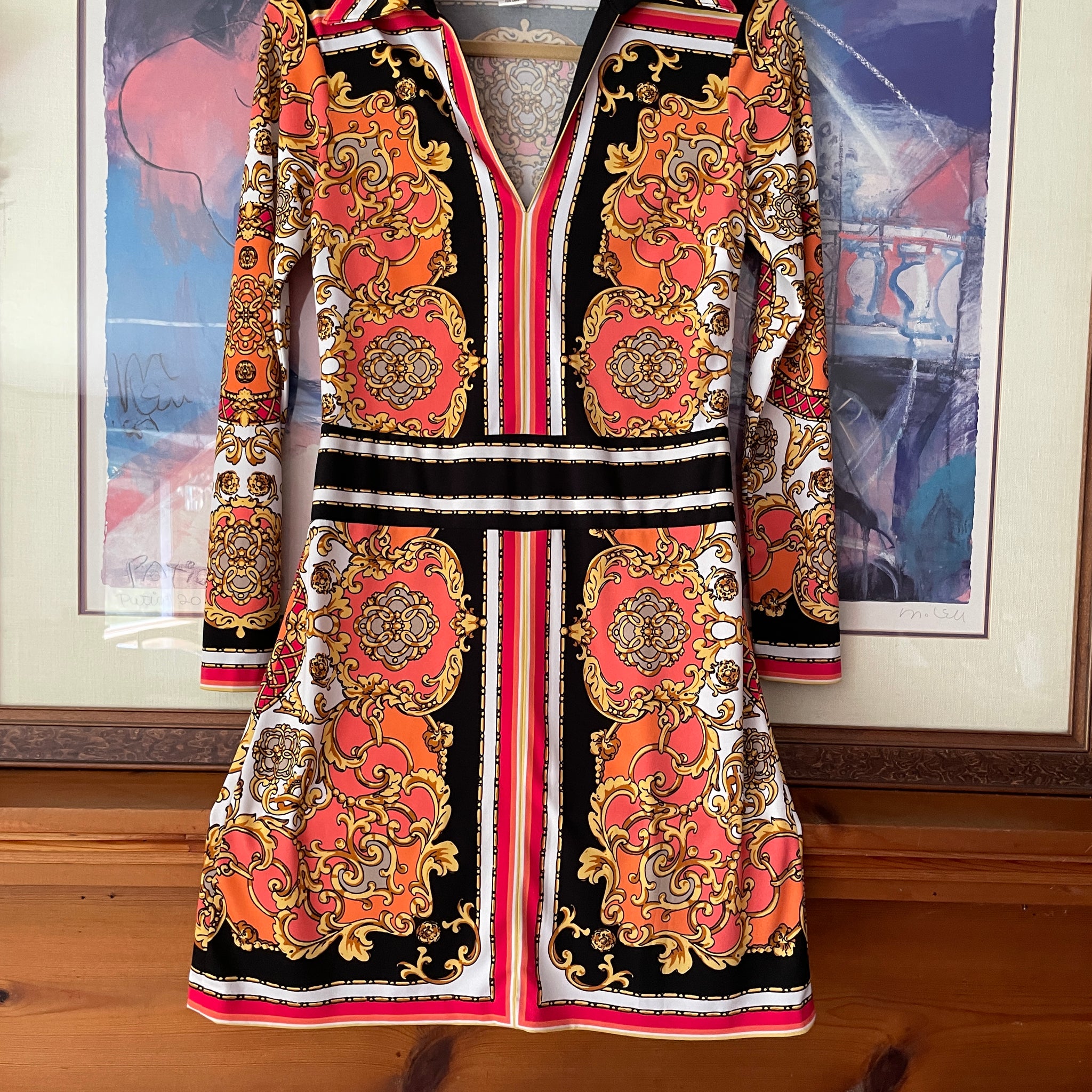2000s Colorful Striking Print Poly Collar V Neck Pullover Short Dress S/M