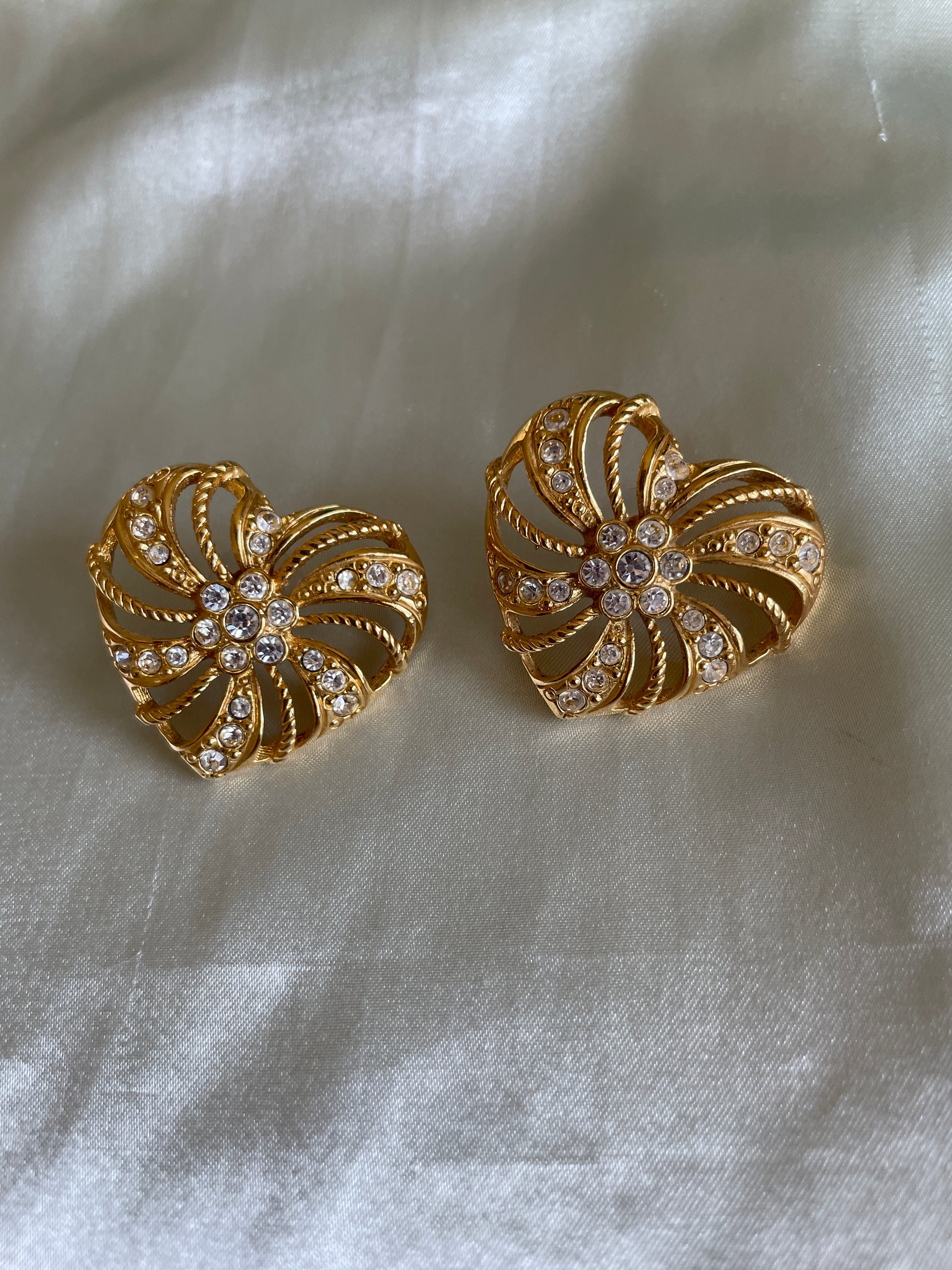 Heart pierced earrings  Sparkly Gold Tone Rhinestone 2000s Pierced Earrings