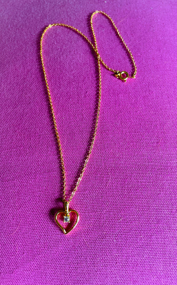 2000s Gold Tone Chain Tiny Open Heart Crystal Accent Pendant Necklace.