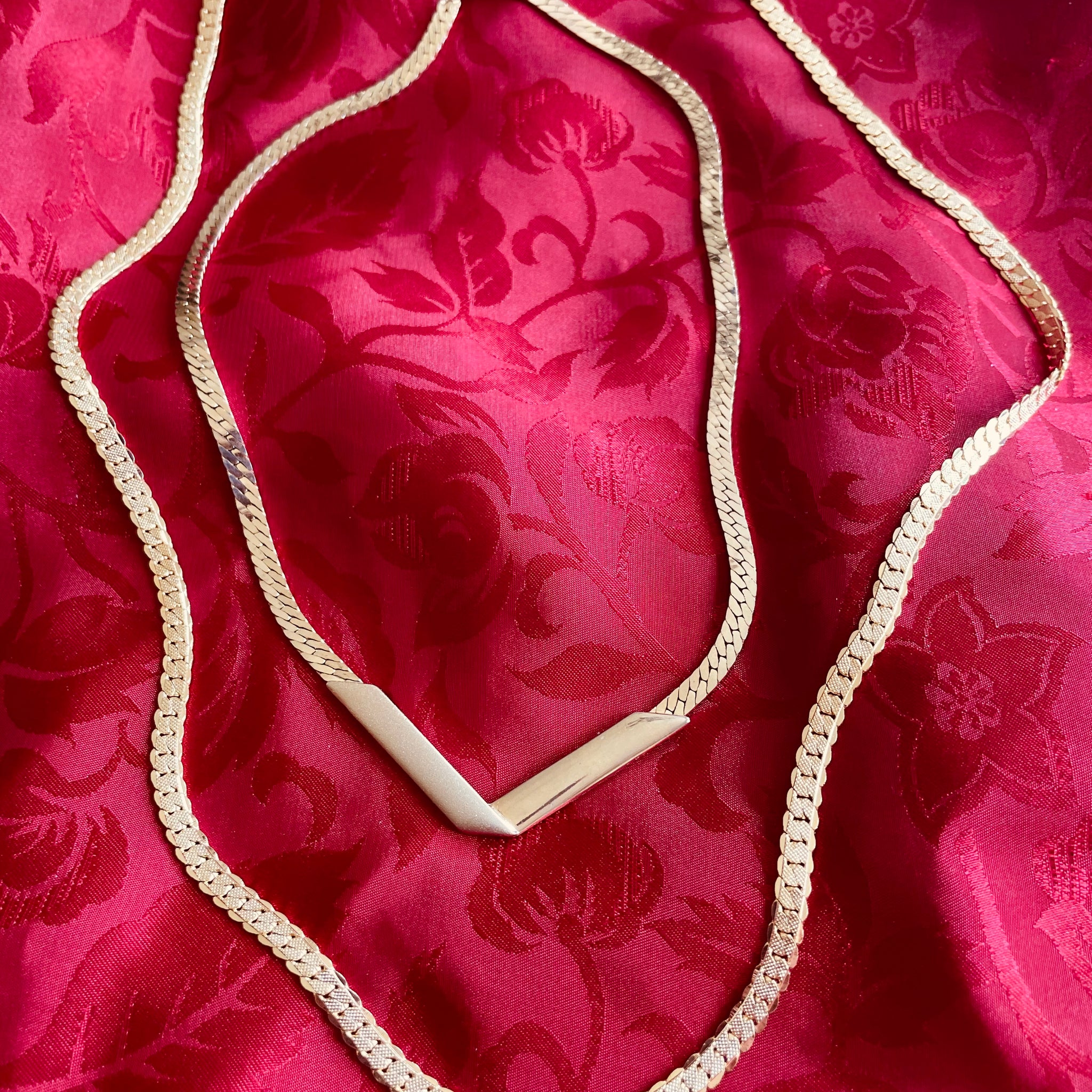 2000s Gold Tone Herringbone Chain Necklaces Bundle of 2
