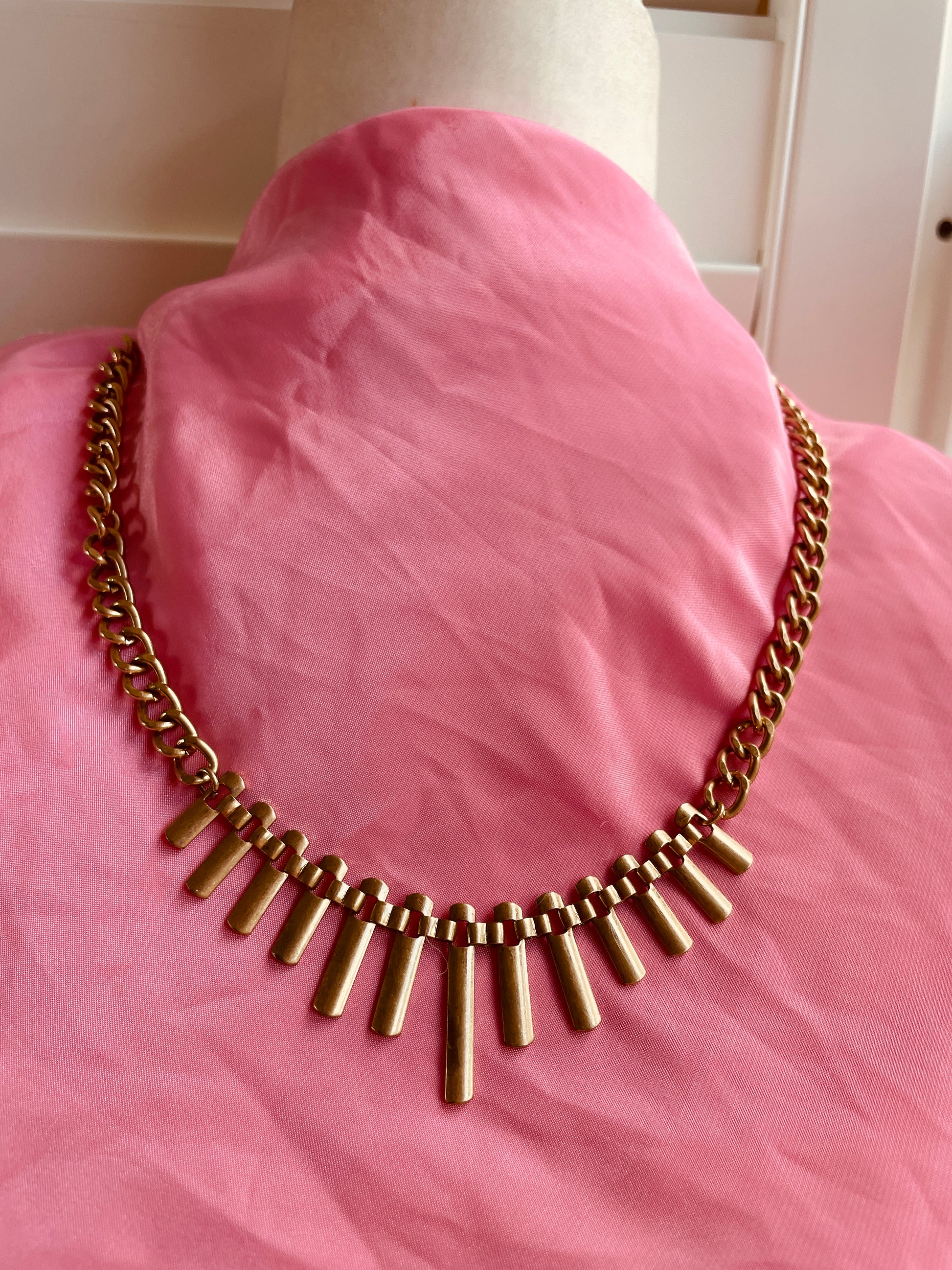  90s Vintage Brushed Gold Tone Spike Design Necklace