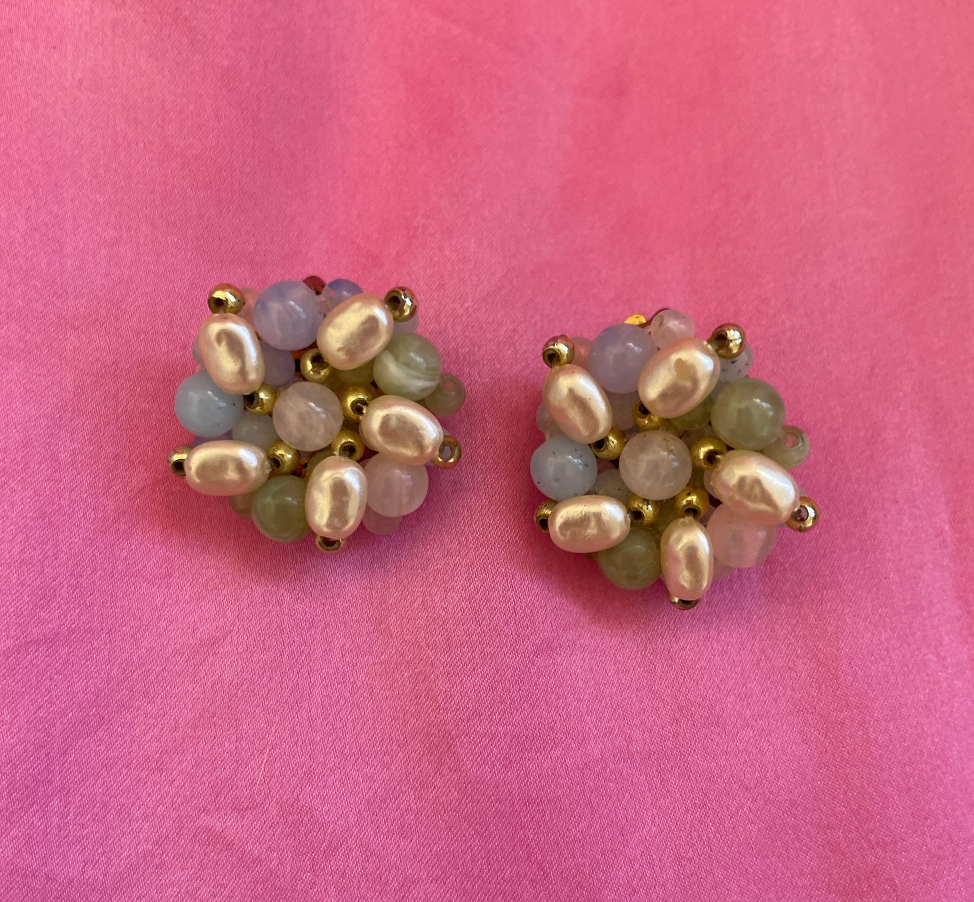 50s clip earrings  50s  Blue Floral Faux Pearl Clip Earrings