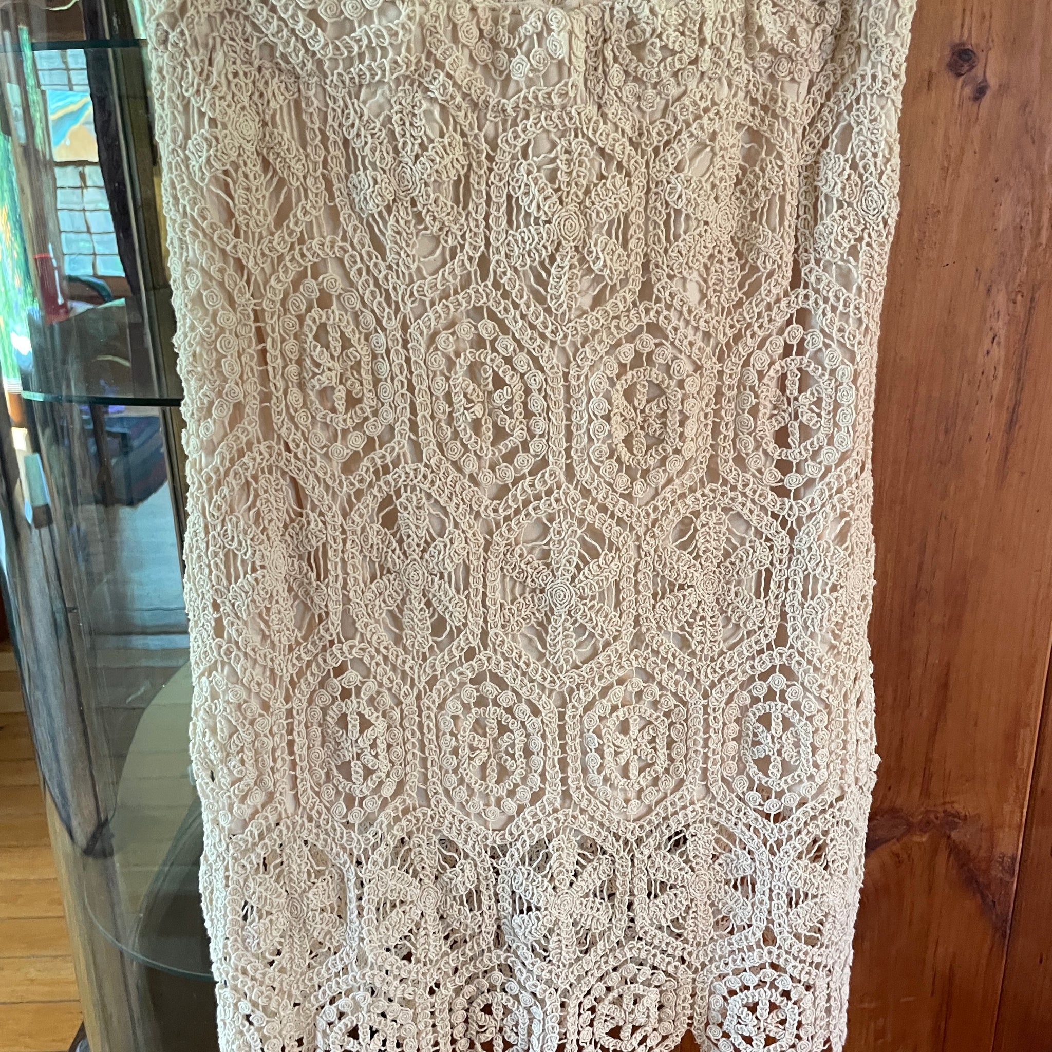 2000s Light Beige Crochet Lined Elastic Waist Straight Cut Short Skirt M