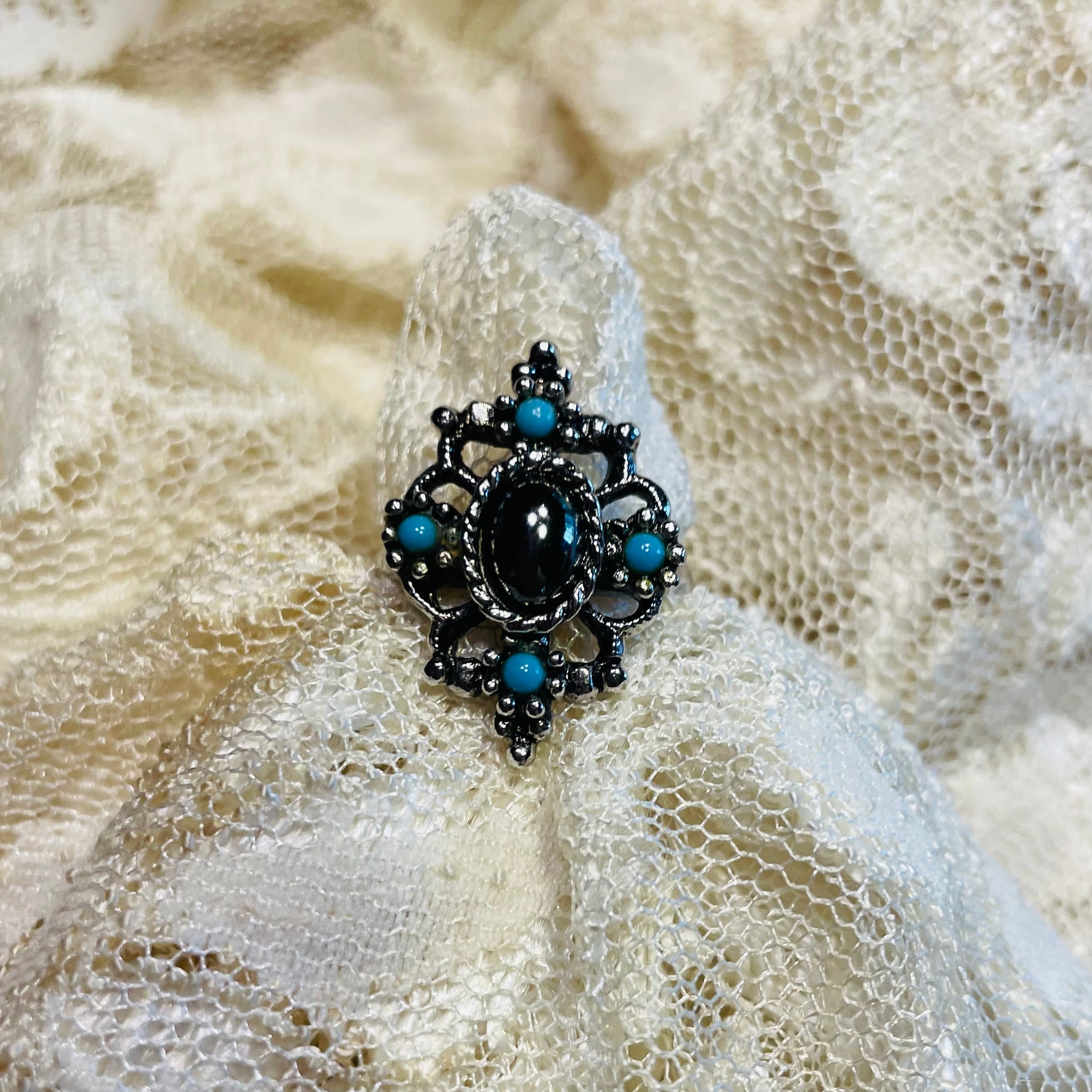 80s Silver Plated Decorative Blue Stone Hematite Ring