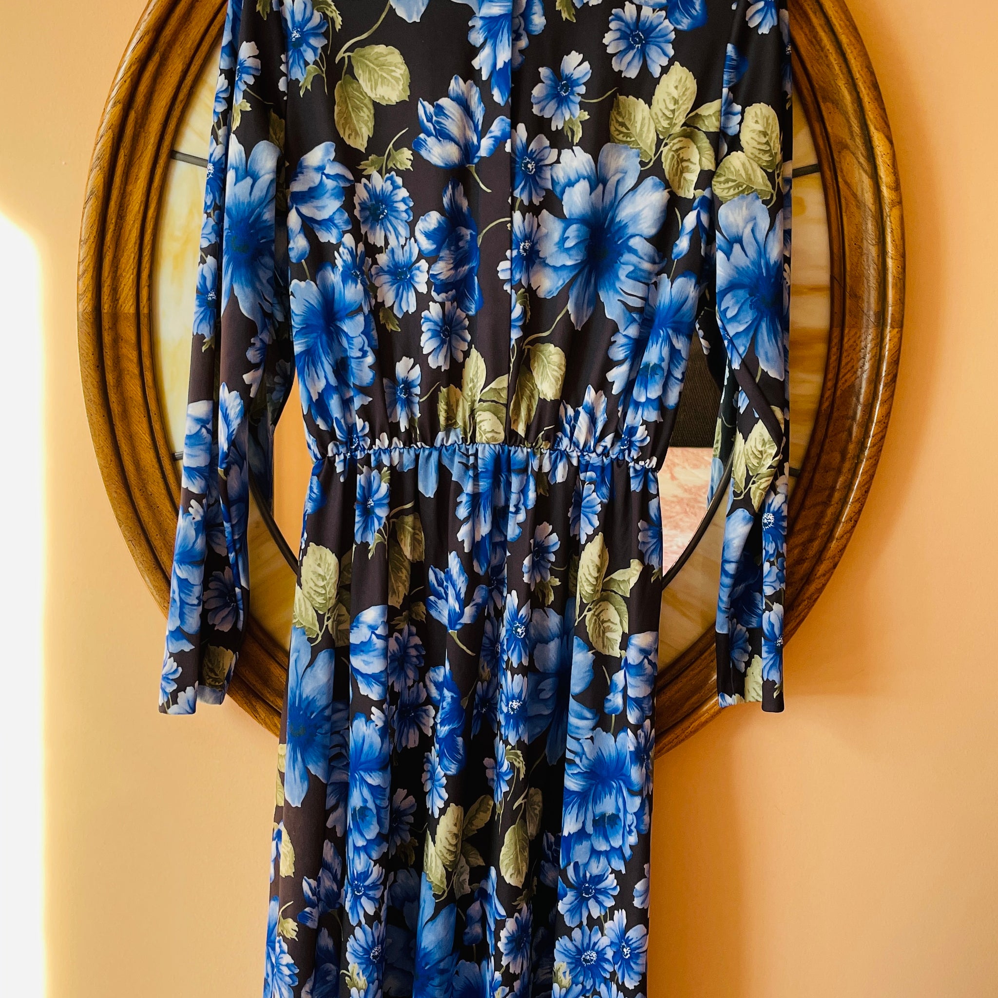 80s Vintage Blue Poly Floral Print Pullover Elastic Waist Button Neck Closure Dress M