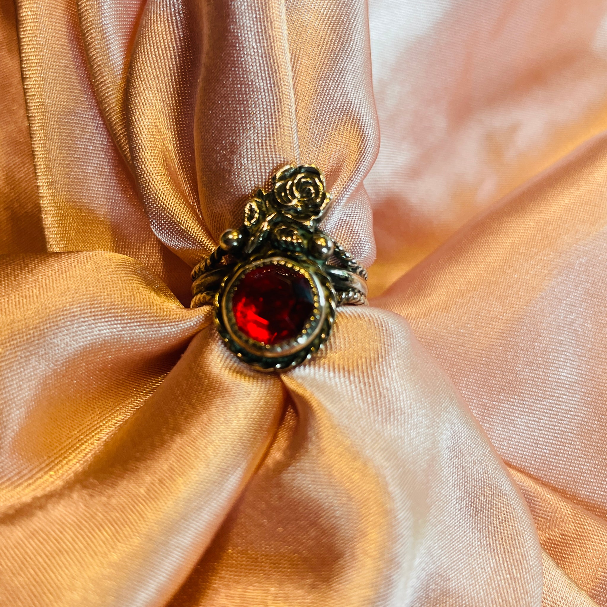 90s 5g Stamped Sterling 925 Silver Red CZ Flower Ring 6.5 Size