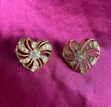 2000d Sparkly Gold Tone Rhinestone Heart Pierced Earrings