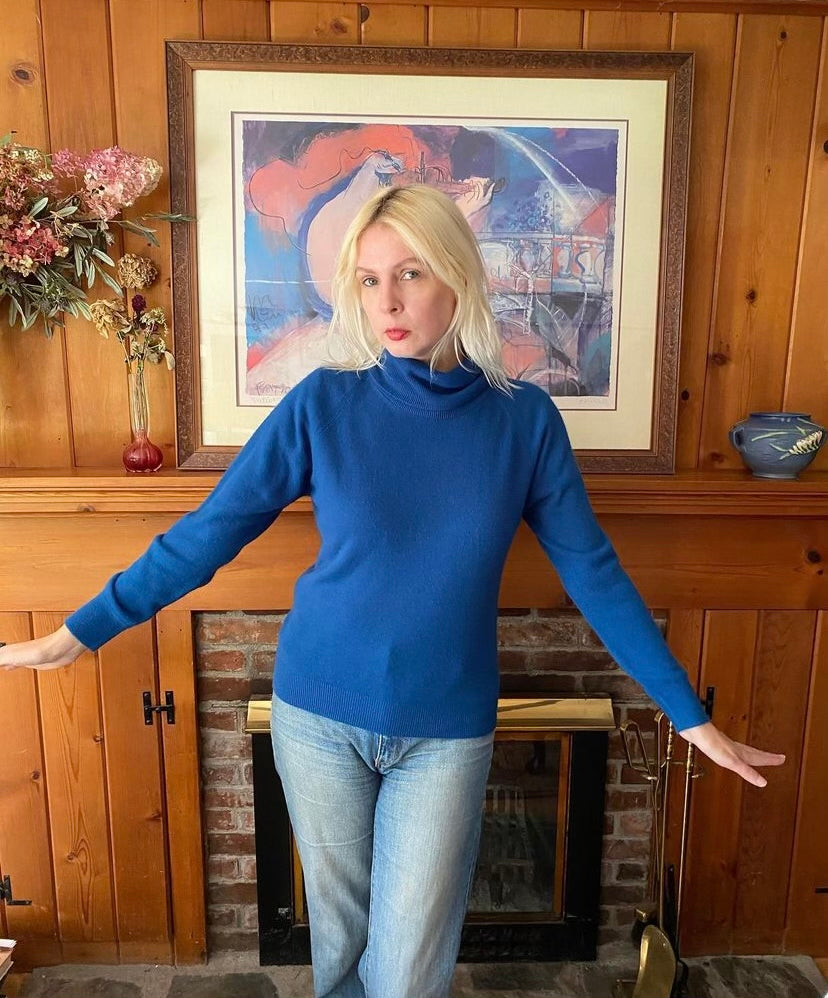 vintage 1080s blue sweater