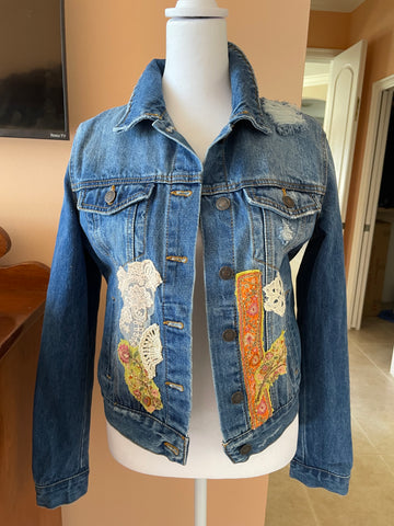 2000s Repurposed Vintage Lace Fabric Appliqué Cropped Denim Jacket X/S