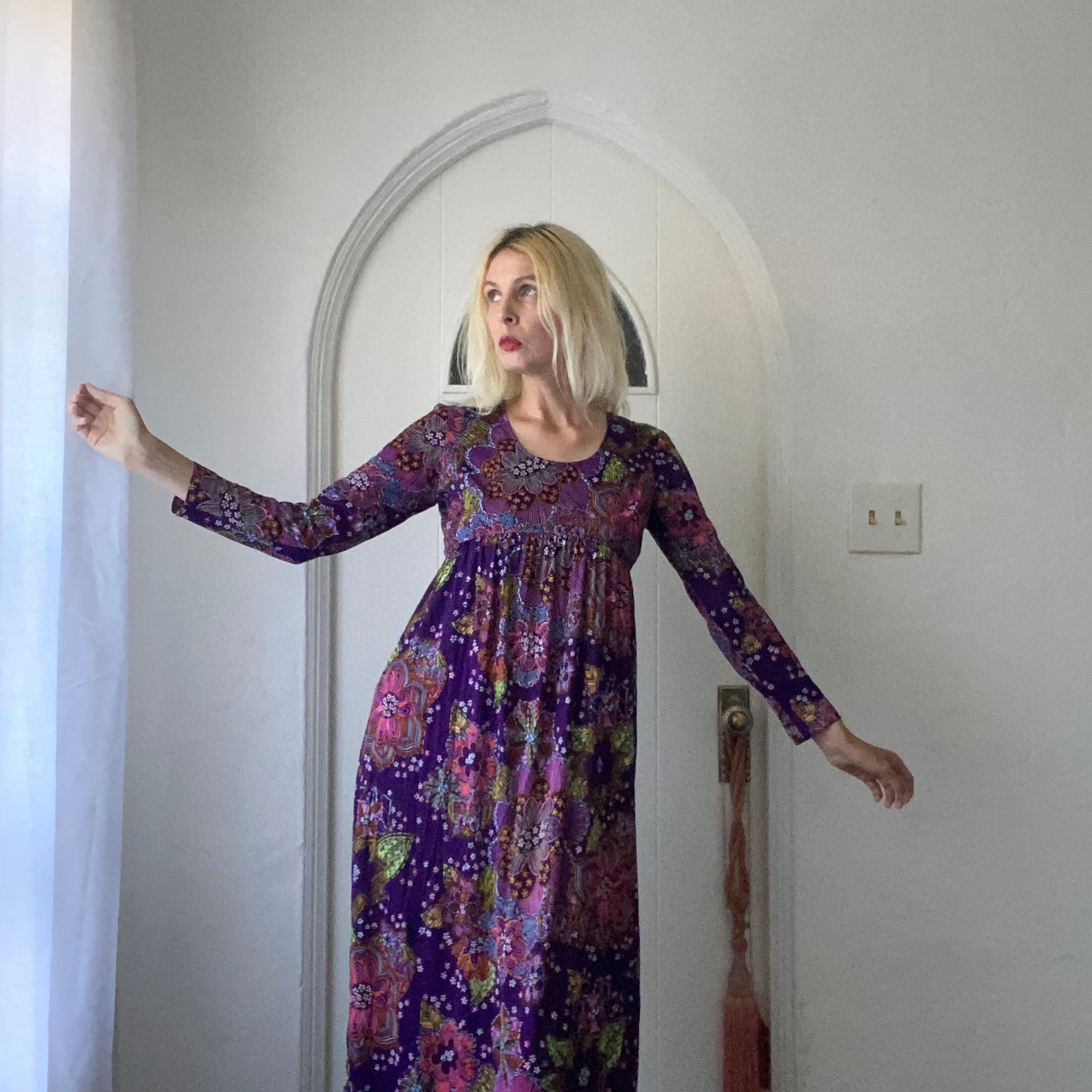 70s Vintage Handmade Purple Floral Print Poly Empire Waist 20” Side Slits Back Zip Maxi Dress S