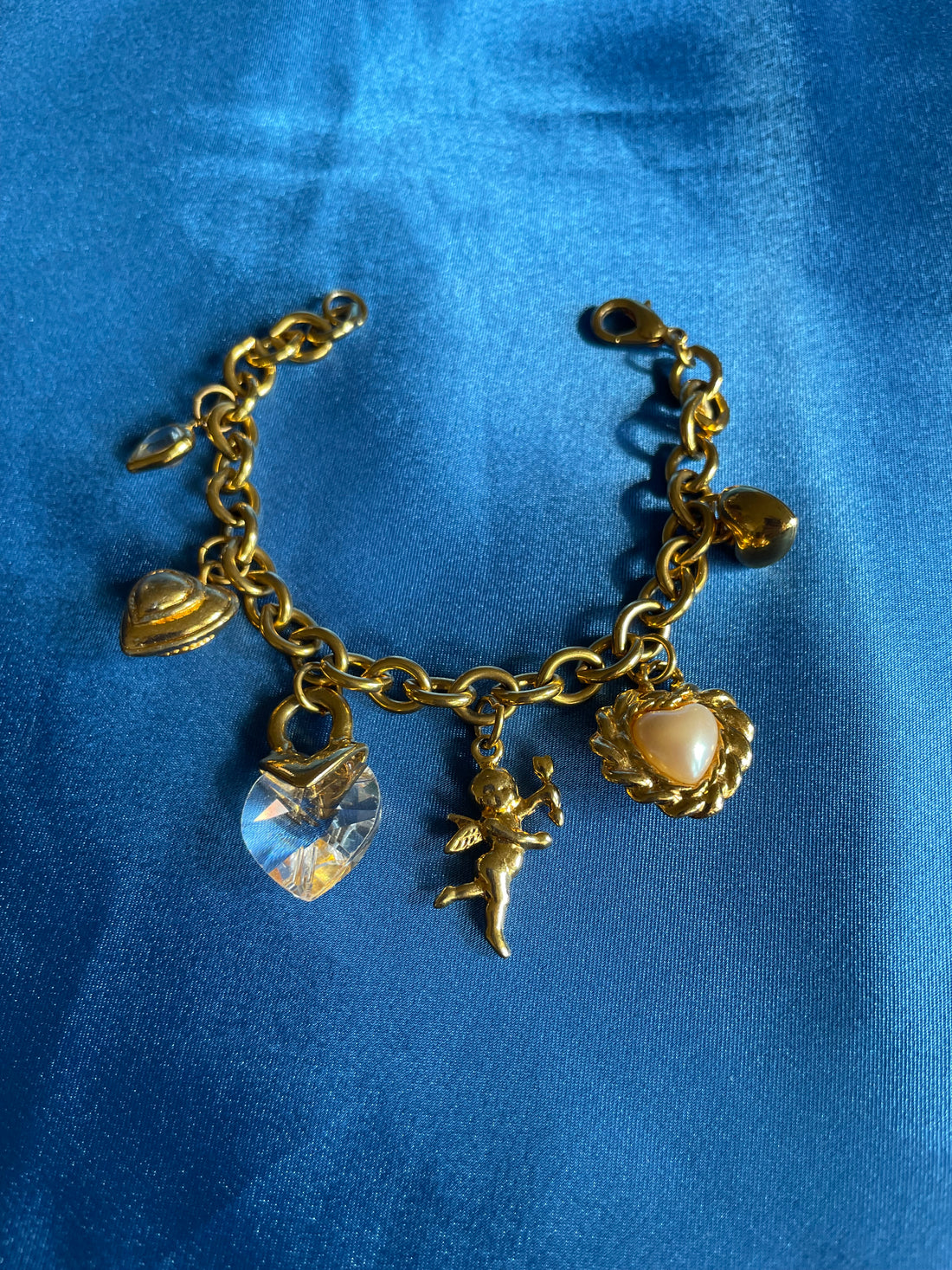 2000s Gold Tone Dangling Heart & Angel Charm Bracelet.