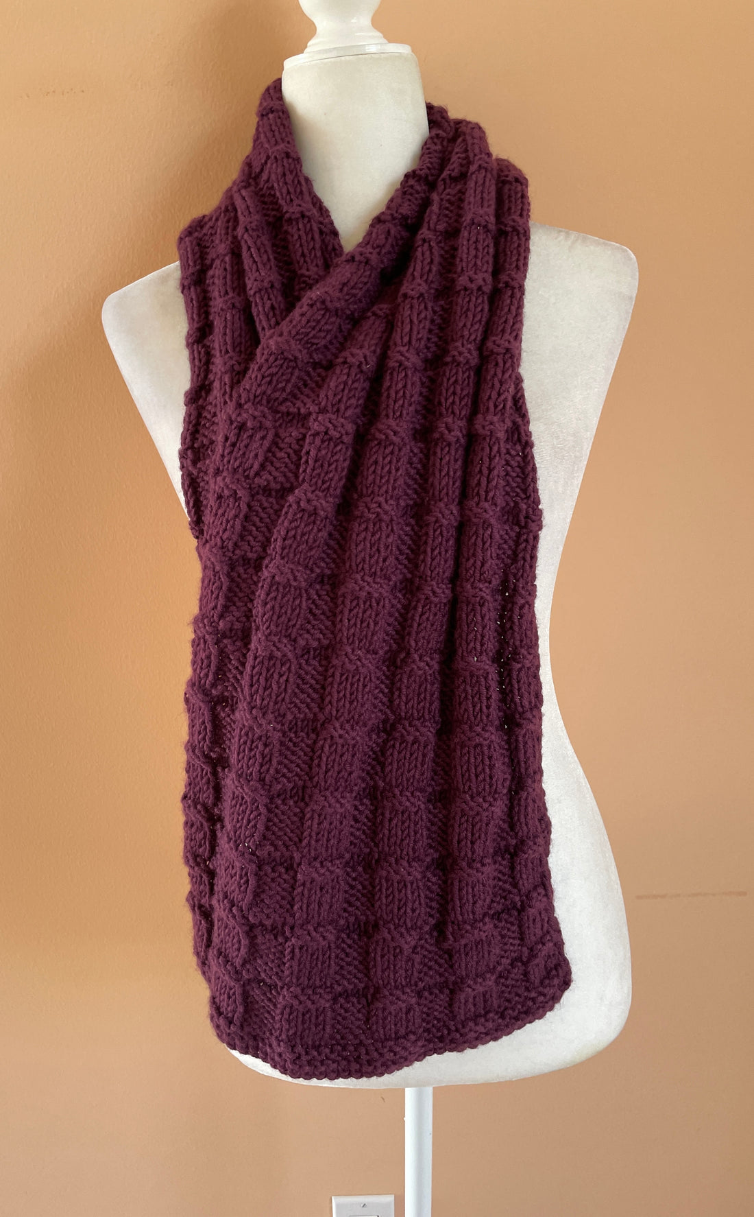 2000s Handmade Knit Acrylic Wool Blend Winter Scarf