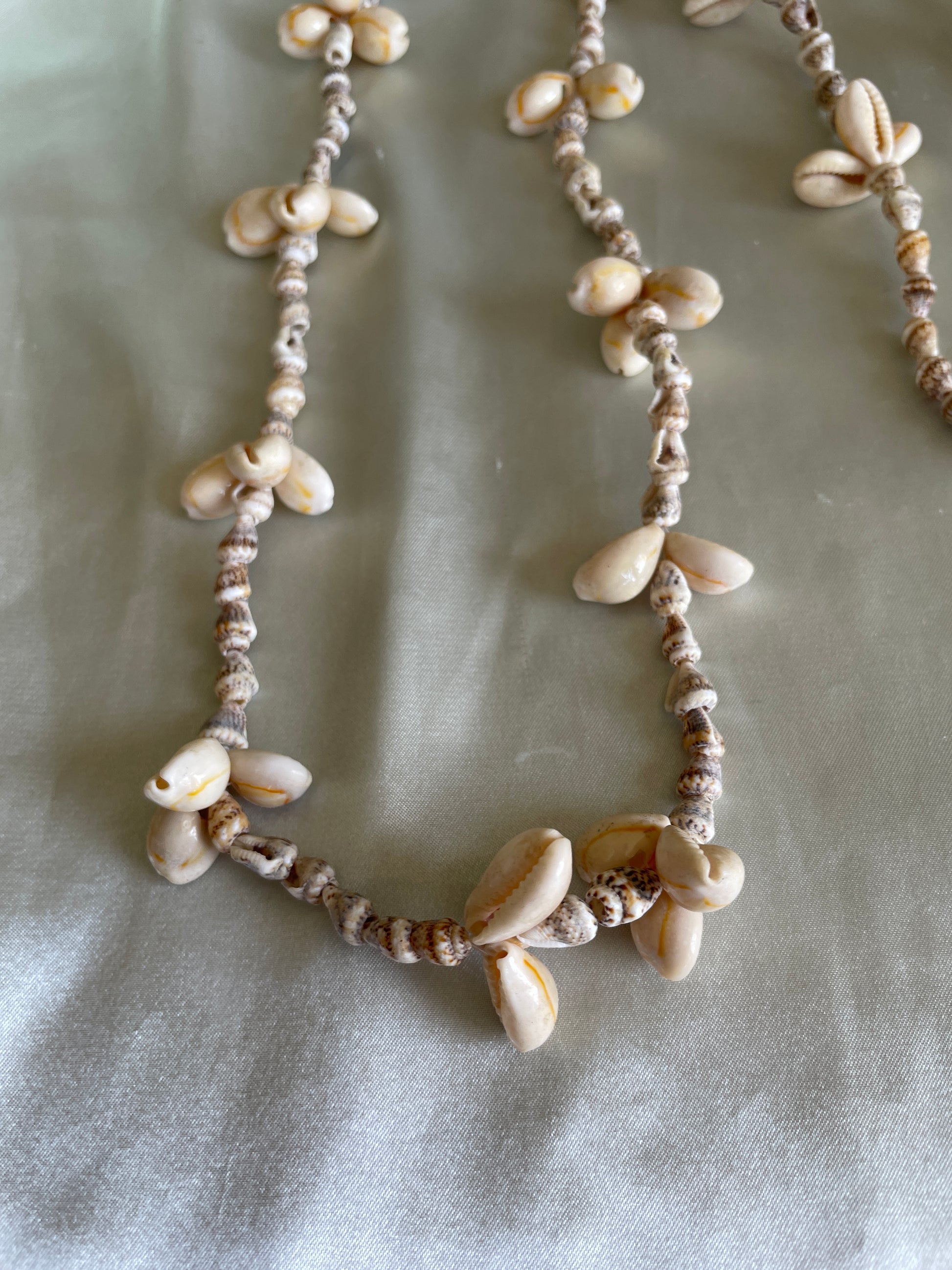  Handmade 70s Natural Shell Bundle of 2 Stylish Boho Beach Layered Vintage Necklaces
