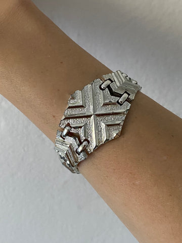 Vintage 60s Sarah Coventry Geometric Silver Tone Stylish Bracelet