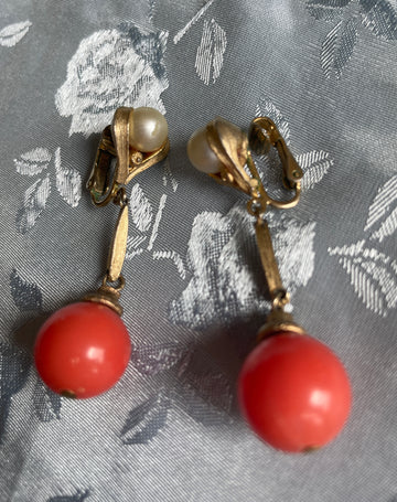 60s orange clip earrings 