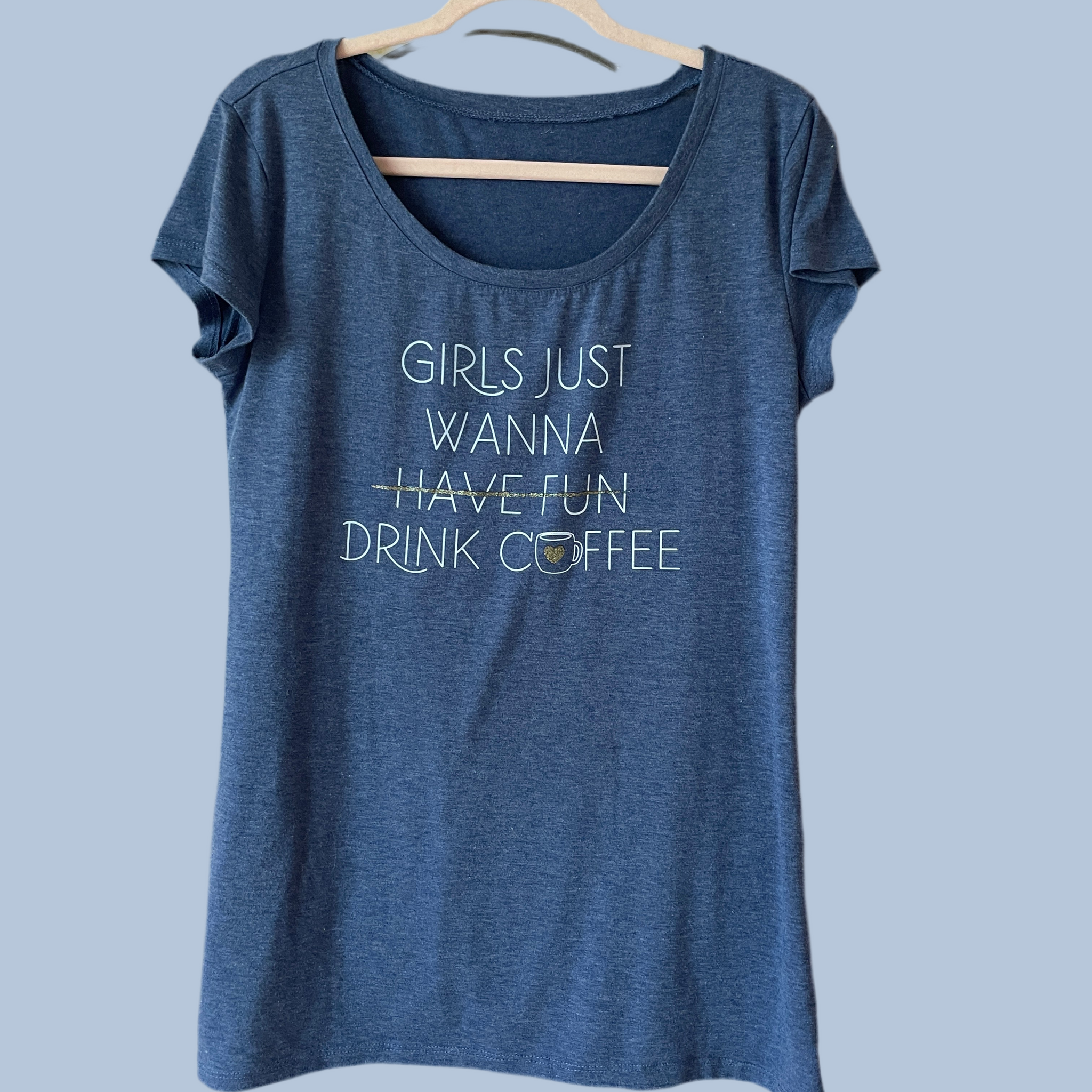 Girls Like Coffee T Shirt M/L