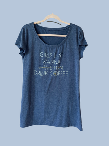 Girls Like Coffee T Shirt M/L
