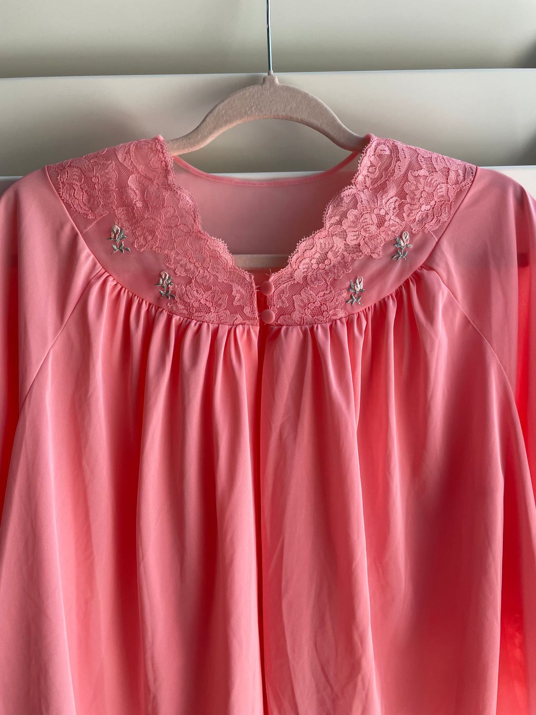 Shadowline Vintage 70s Pink Floral Lace Lingerie Bed Jacket M