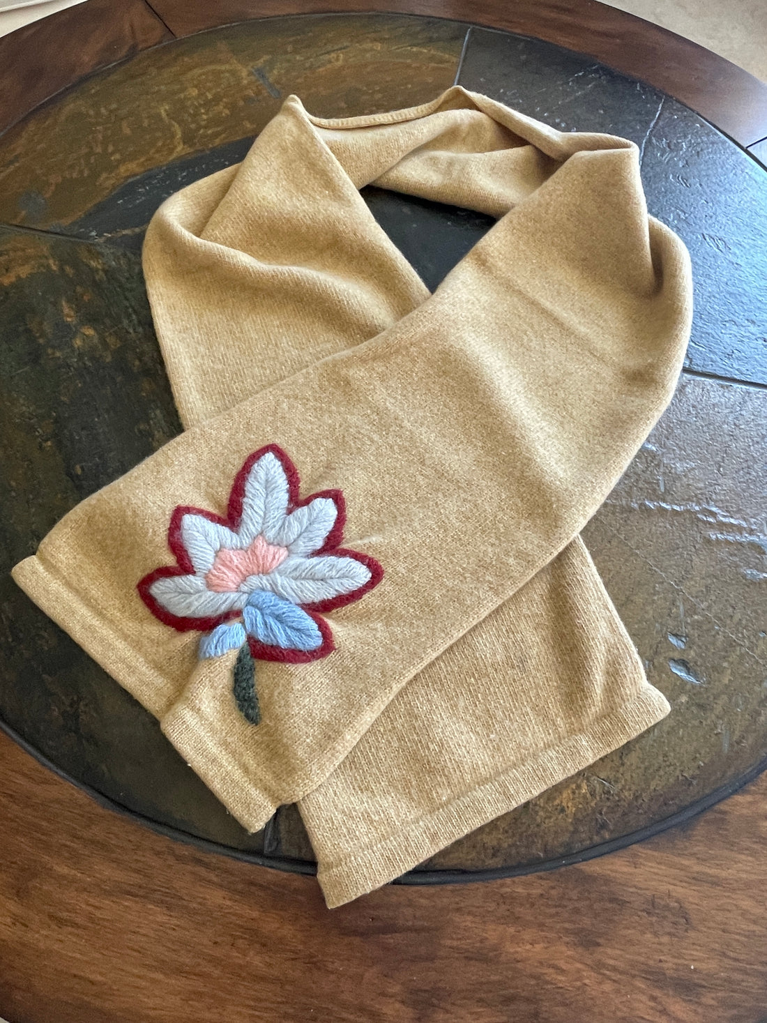 2000s Gold Wool Blend Floral  Accent Winter Scarf