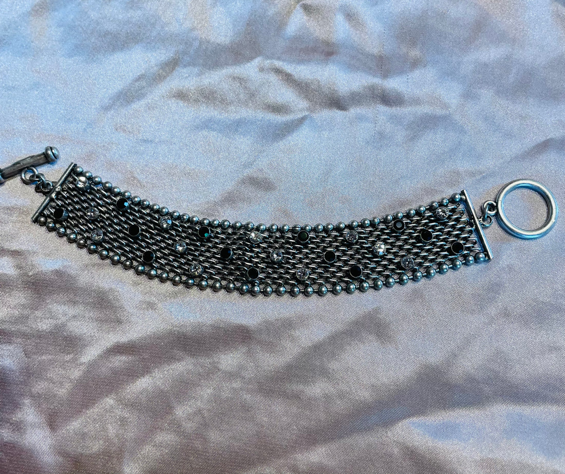 90s Vintage Silver Tone Mesh Glittery Black Rhinestone Bracelet