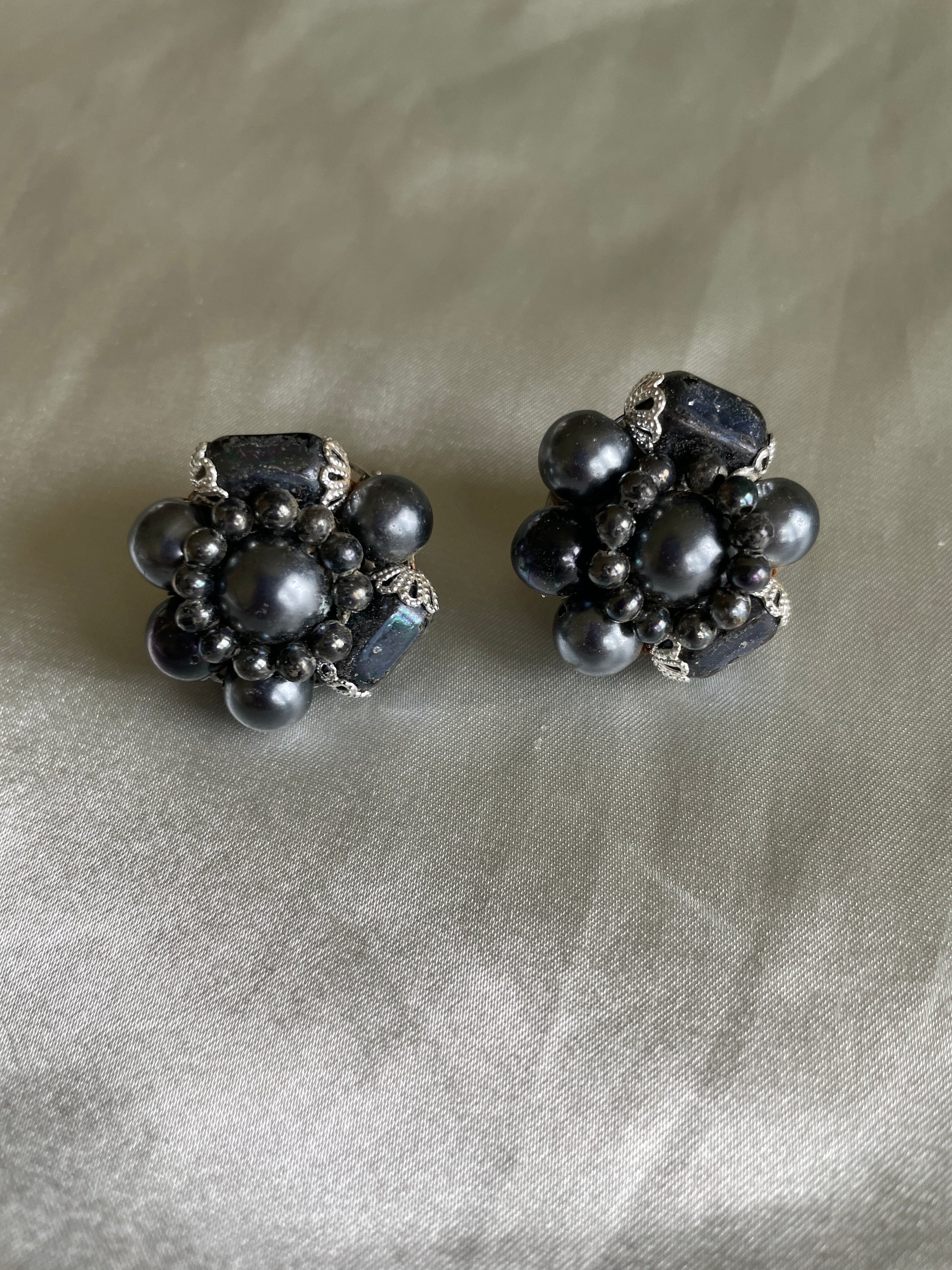 50s Clip Earrings 50s Gray Cluster Beaded Flower Clip Earrings