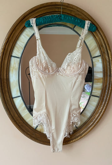 2000s Pink Lacy Lingerie Teddy Sm