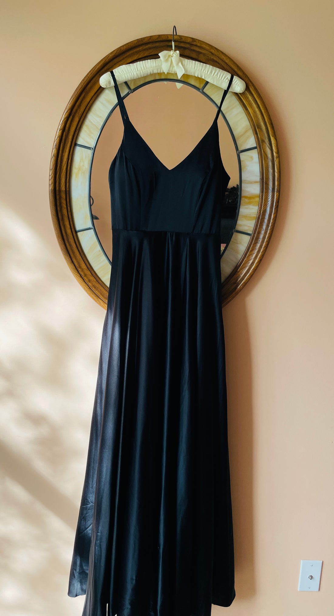 80s Vintage B.Darlin Black Silky Poly High Slit Sweeping Glam Evening Maxi Dress S