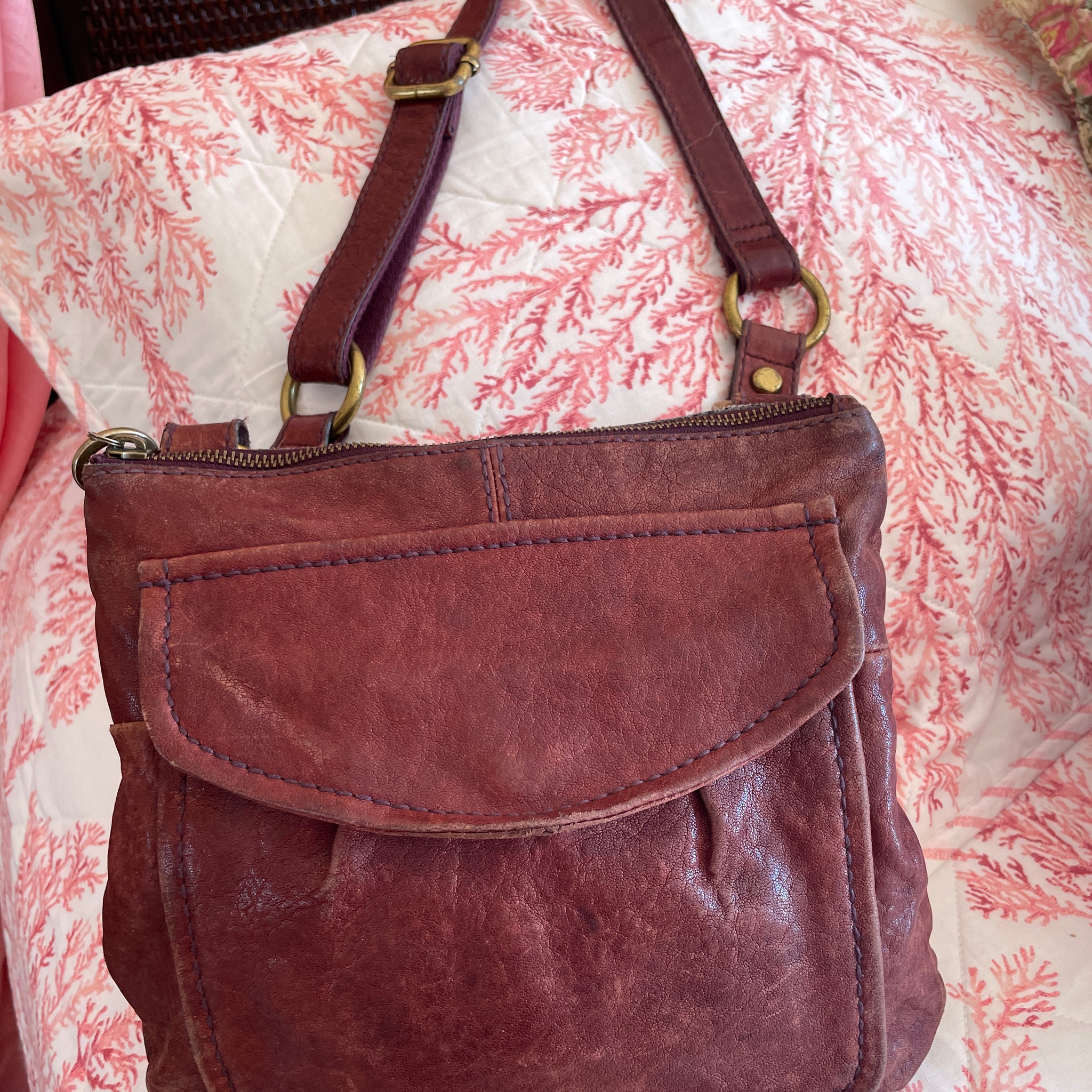 90s Vintage Fossil Long Live Vintage Dark Brown Leather Crossbody Bag