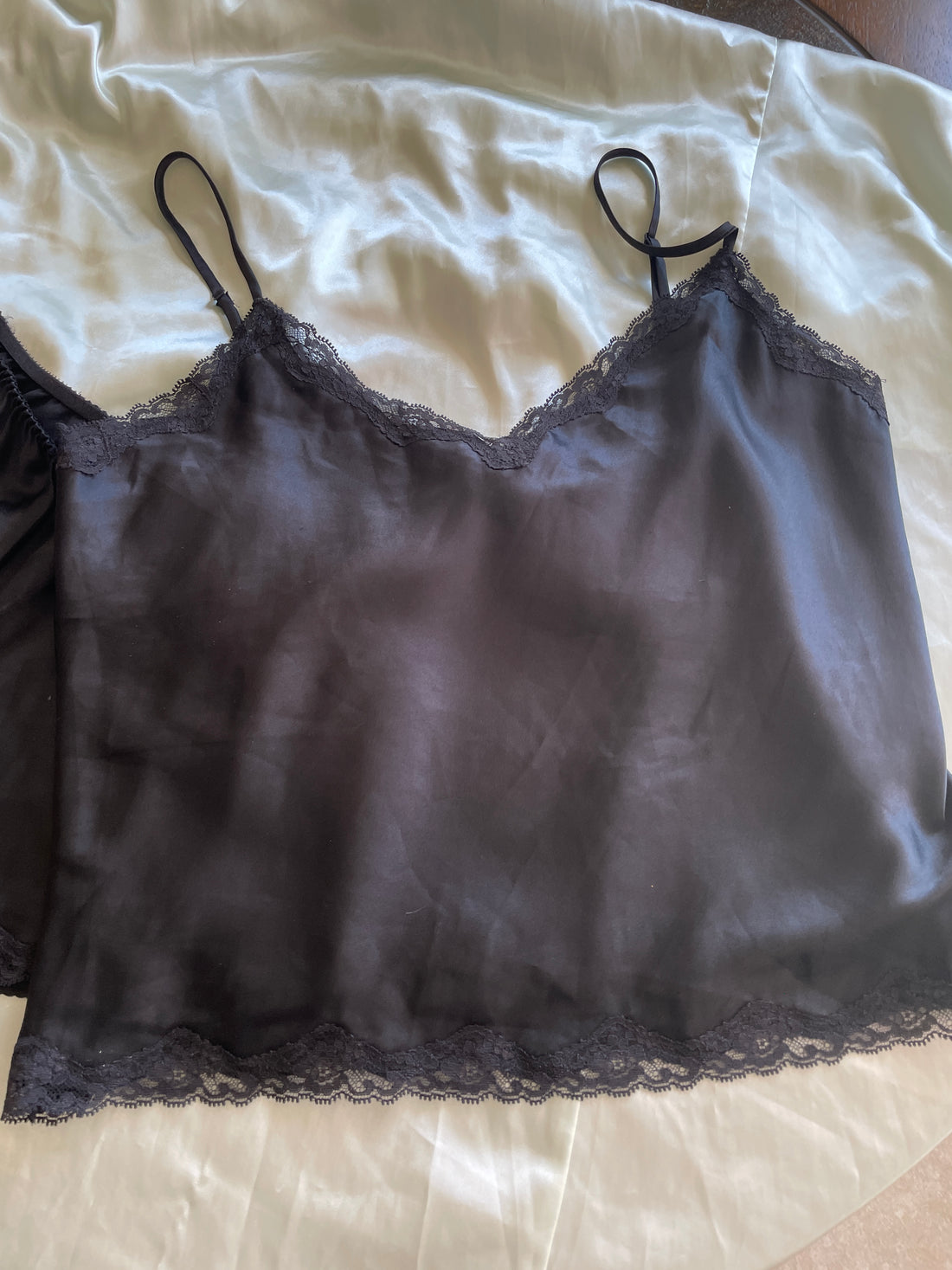 2000s Victoria’s Secret Black Poly 2 Piece Lace Detail Lingerie Cami & Shorts  L